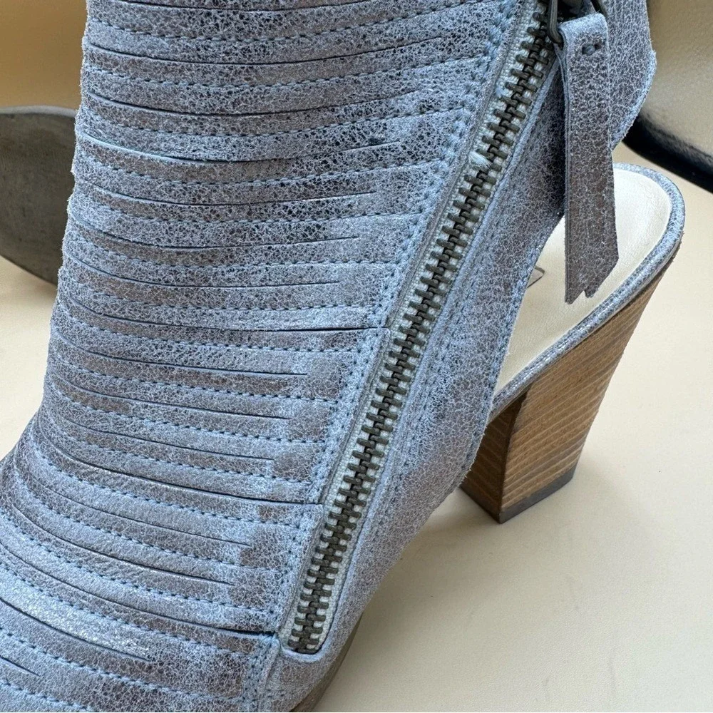 Paul Green‎ Cayanne Brushed Silver Metallic Peep-toe heels, Women's 5.5, EUC